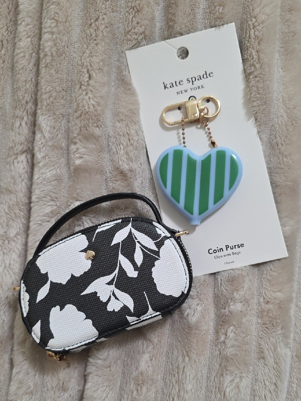 Kate Spade xTarget Collab Floral Mini Coin Pouch with Green Heart Keychain